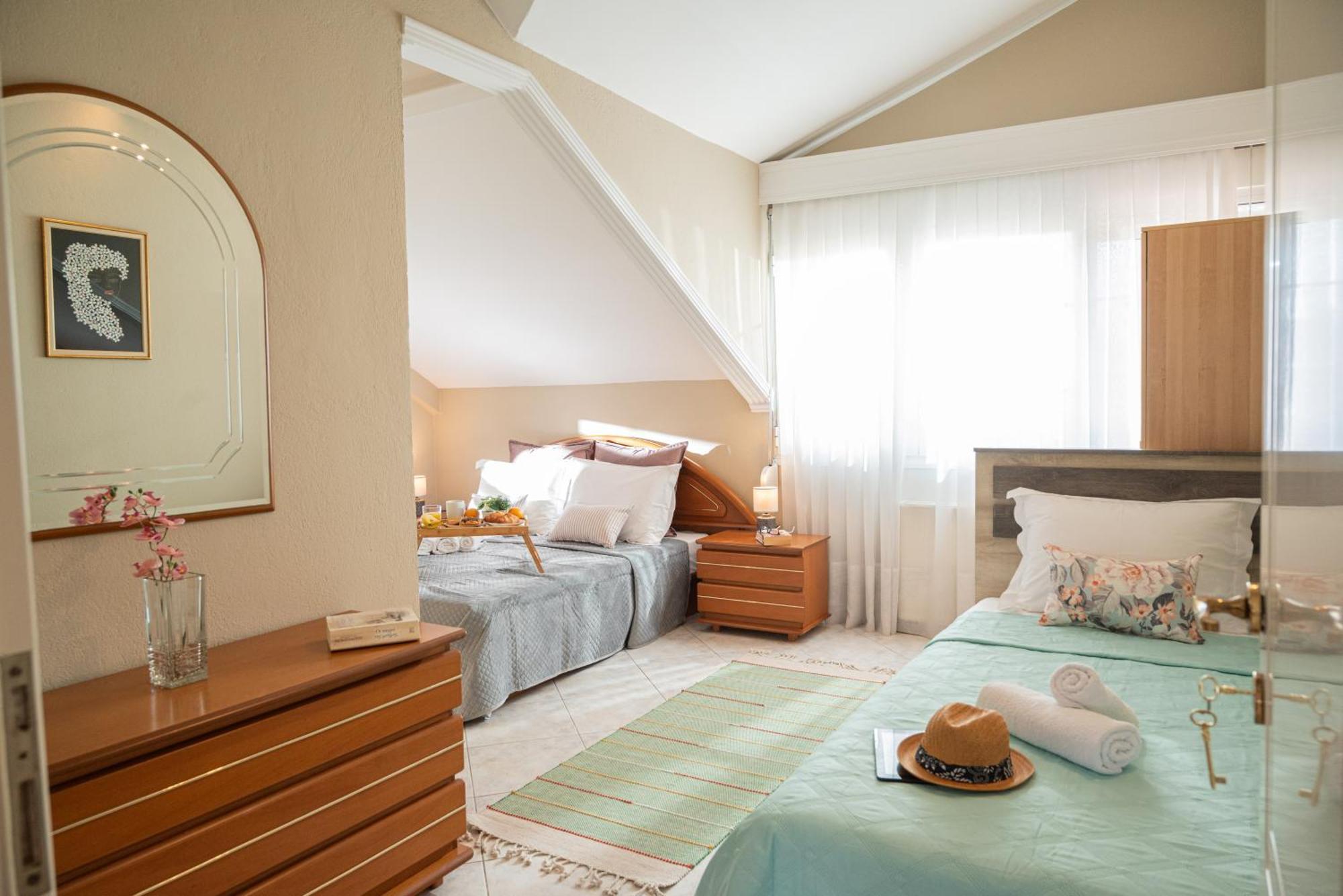 Villa Regina By The Sea