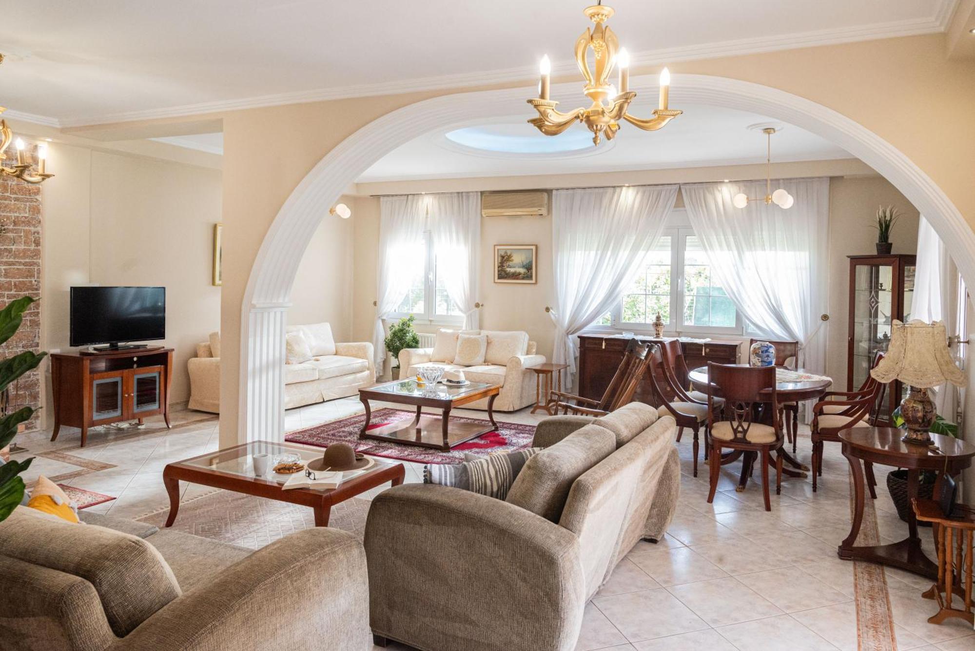 Villa Regina By The Sea