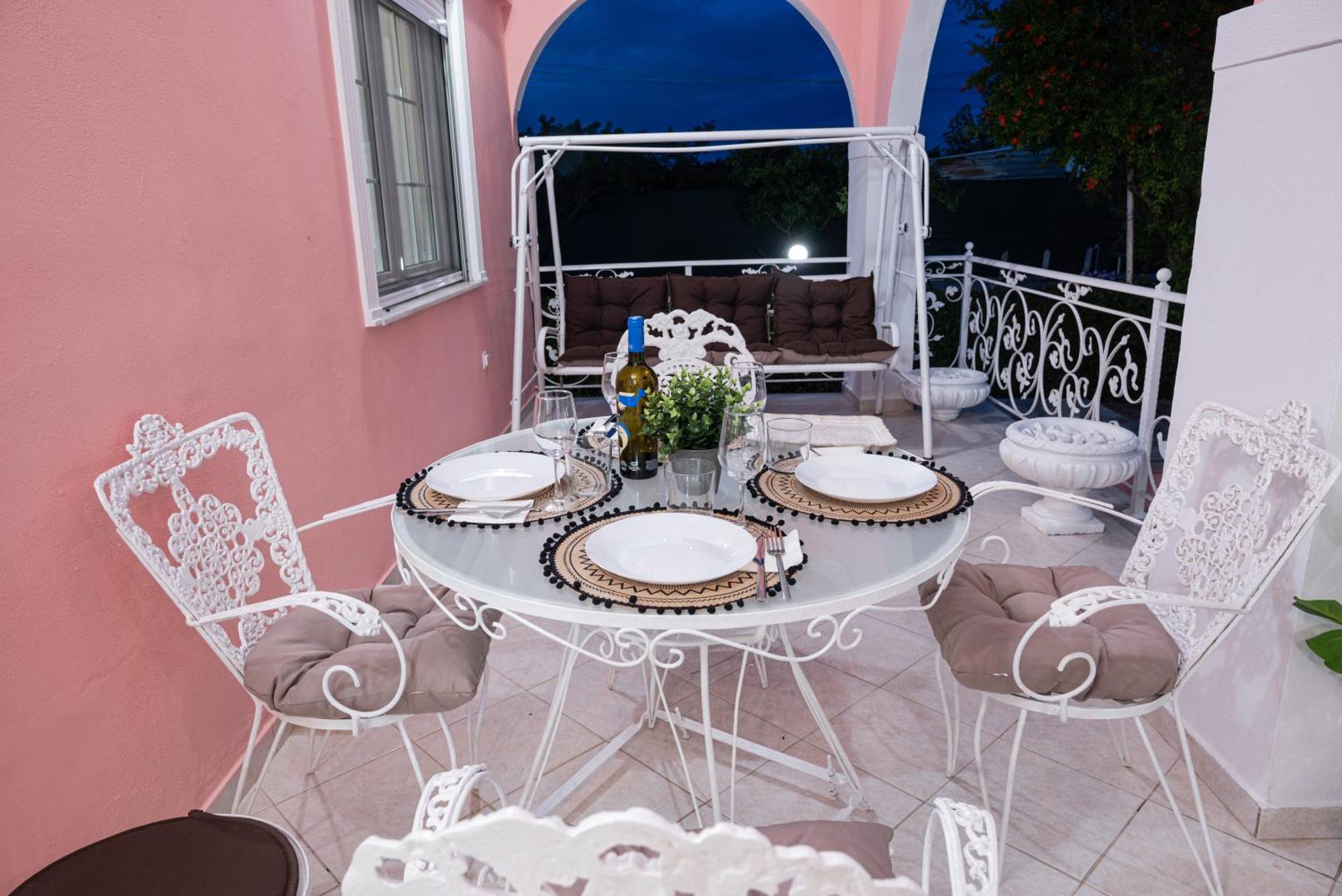 Regina By The Sea Villa *