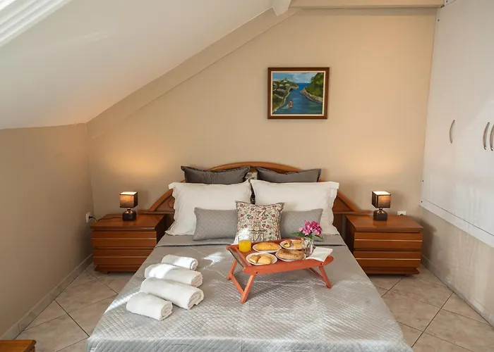 Villa Regina By The Sea