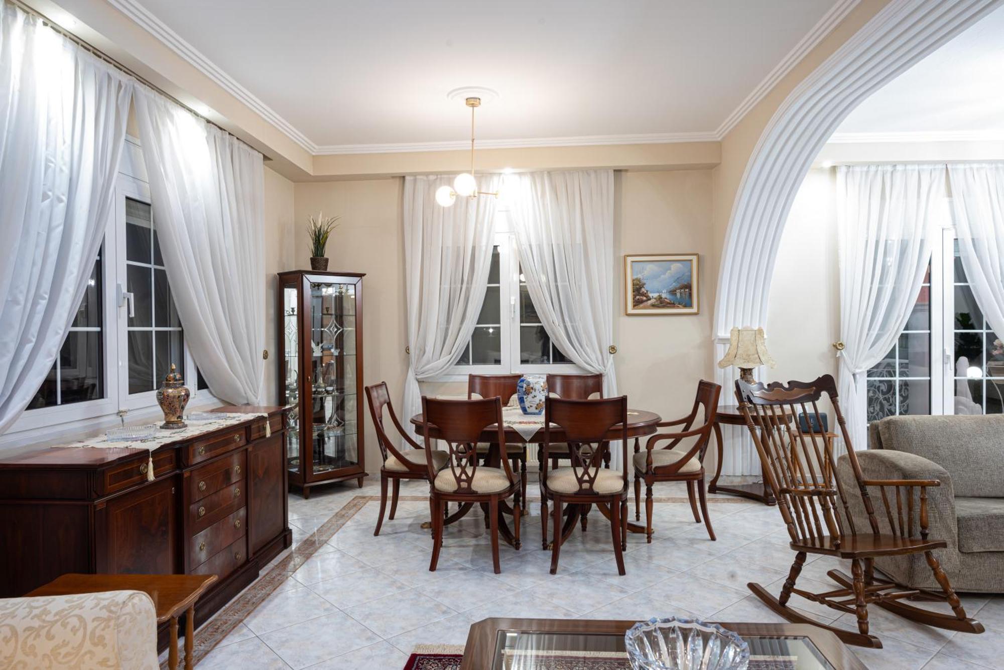 Villa Regina By The Sea