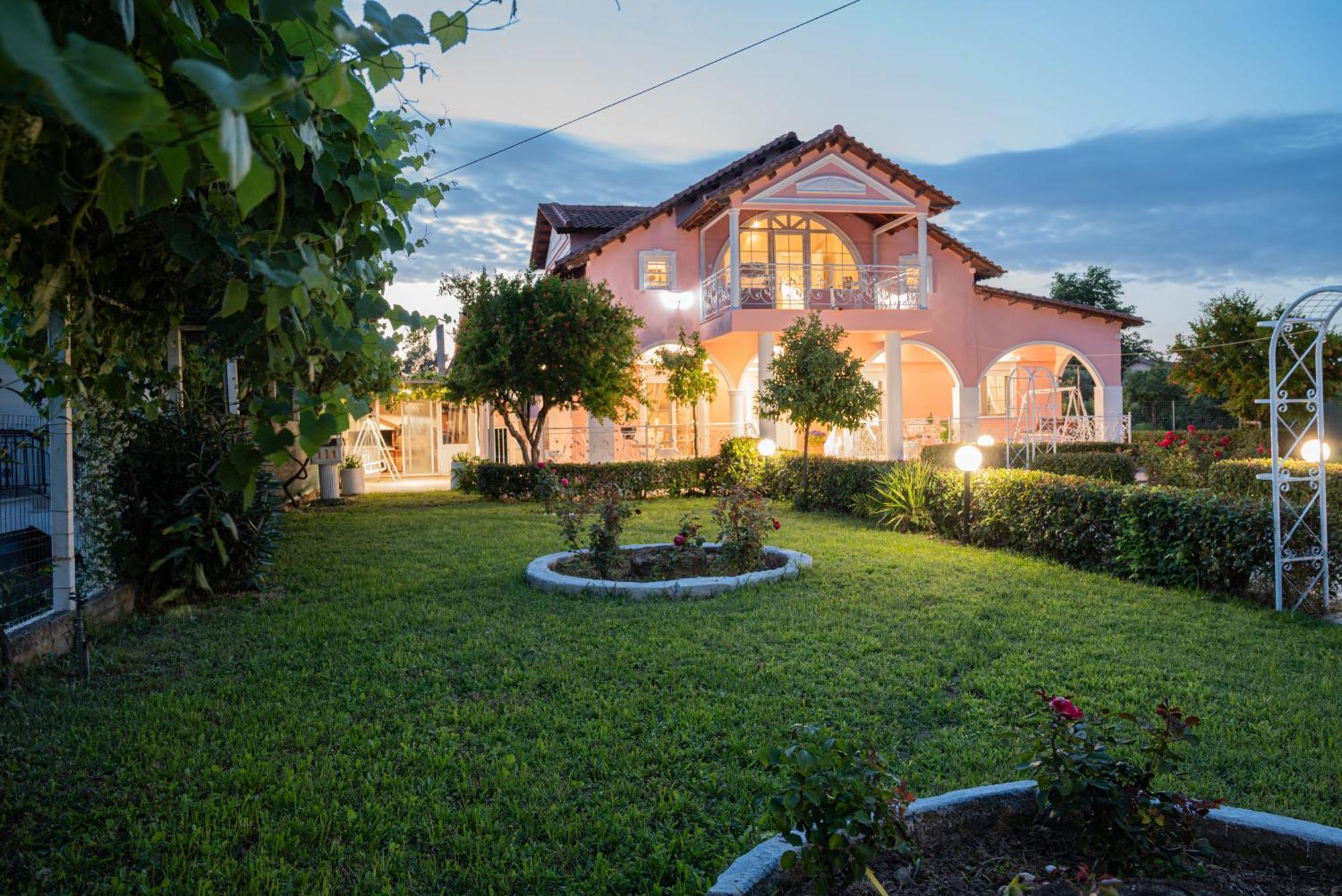 Regina By The Sea Villa Epanomi